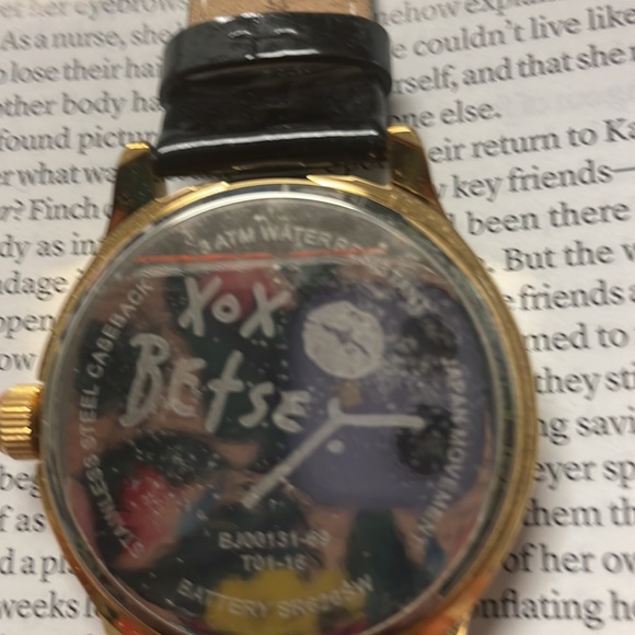 Ladies Watch…. - Picture 5 of 7